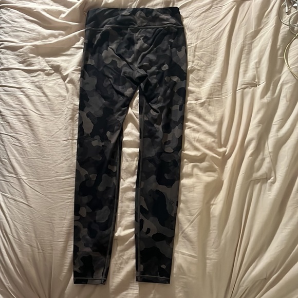 Athleta girl brown/ black camo leggings - Picture 2 of 4